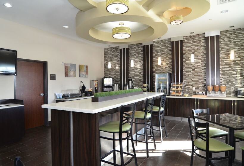 酒店 Quality Inn & Suites Kenedy  Karnes City