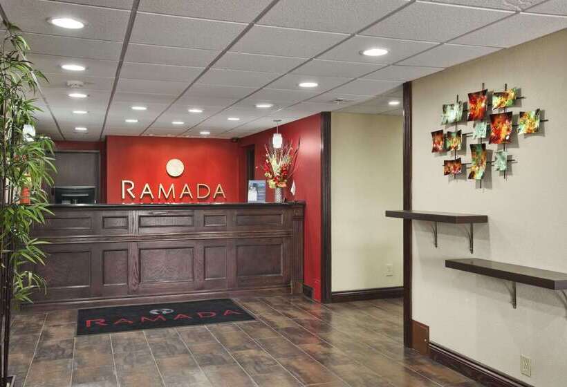 호텔 Ramada By Wyndham Tulsa