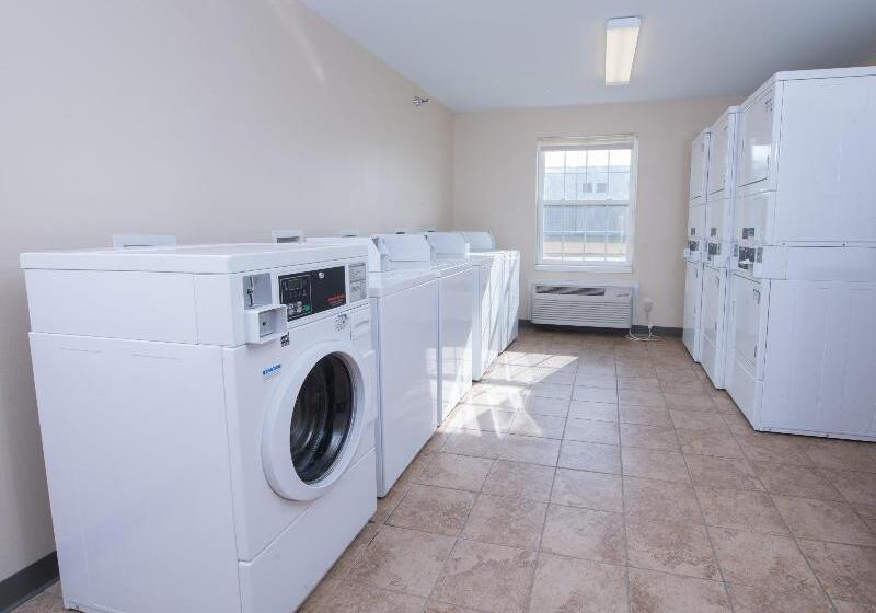 ホテル Red Roof Inn & Suites Dickinson