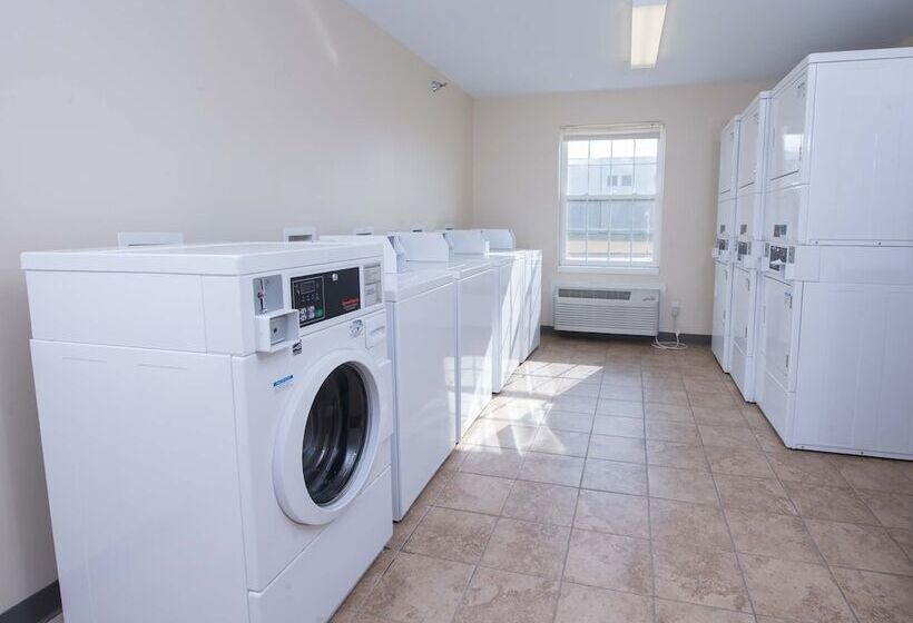 ホテル Red Roof Inn & Suites Dickinson