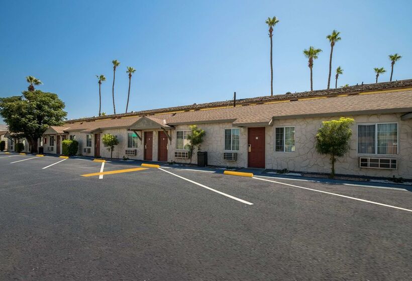 فندق Rodeway Inn Near Coachella