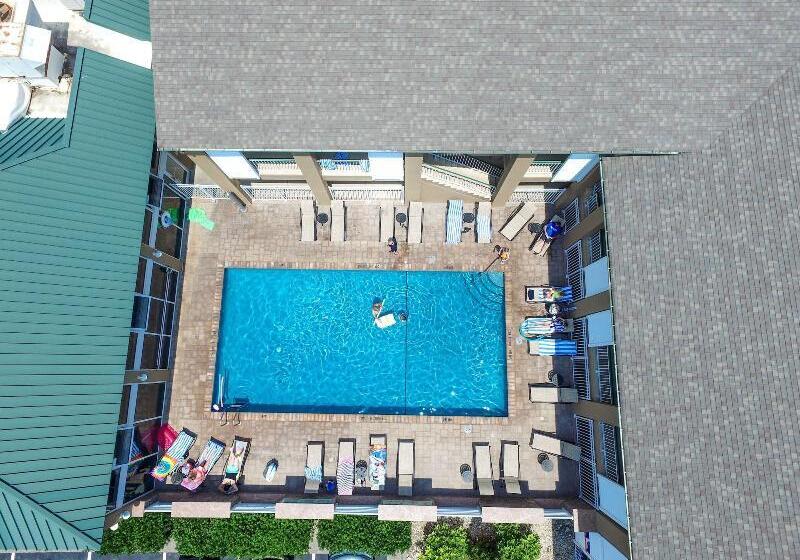 فندق Shutters On The Banks