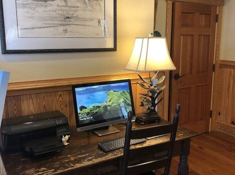 فندق Shutters On The Banks