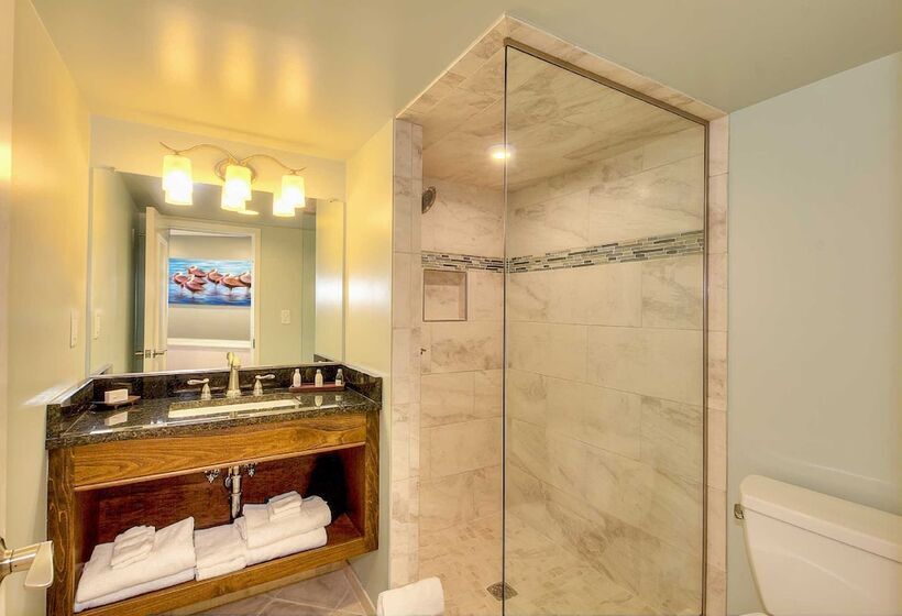 فندق Shutters On The Banks