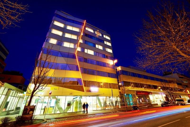 Simm S Hotel   Cityhotel Next To Metro U3