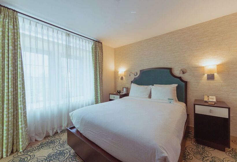 Отель Skyler Syracuse Tapestry Collection By Hilton