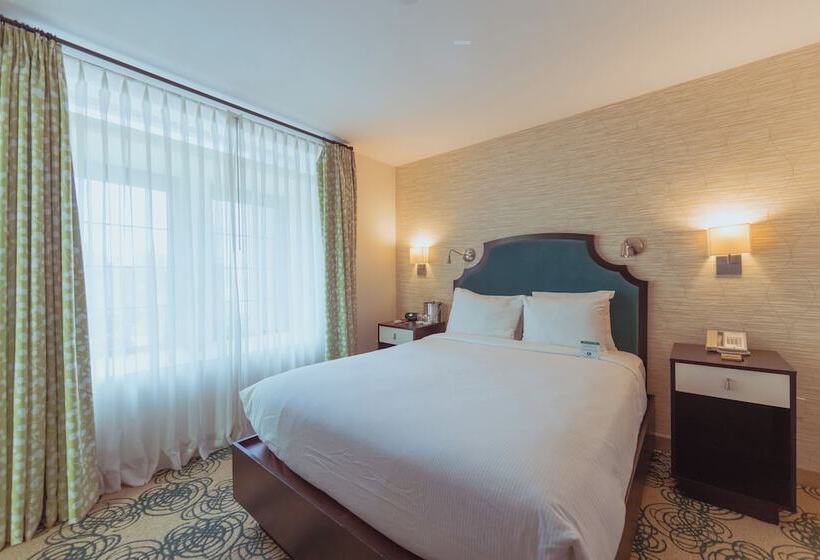 Отель Skyler Syracuse Tapestry Collection By Hilton