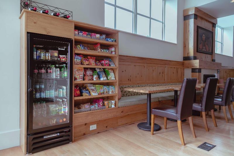 Отель Skyler Syracuse Tapestry Collection By Hilton