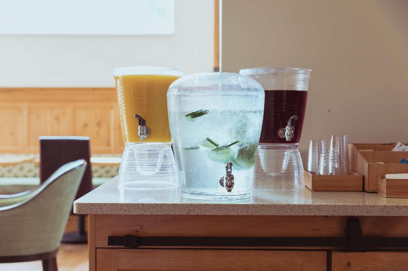 Отель Skyler Syracuse Tapestry Collection By Hilton