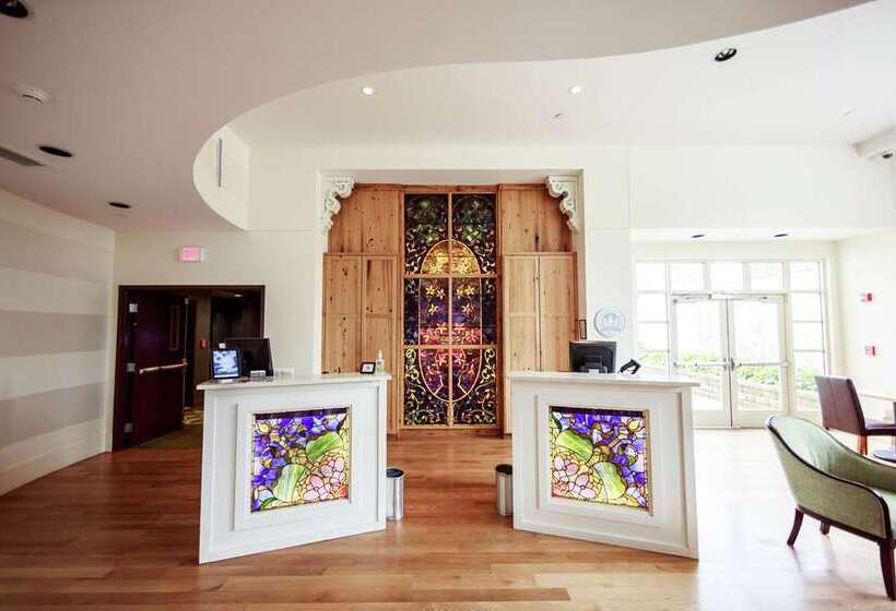 Отель Skyler Syracuse Tapestry Collection By Hilton