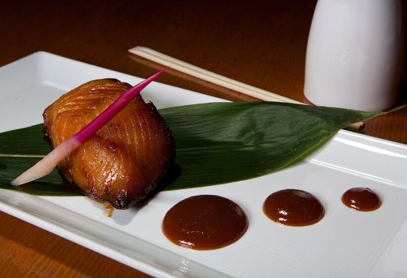 בית מלון כפרי Solaris Residences