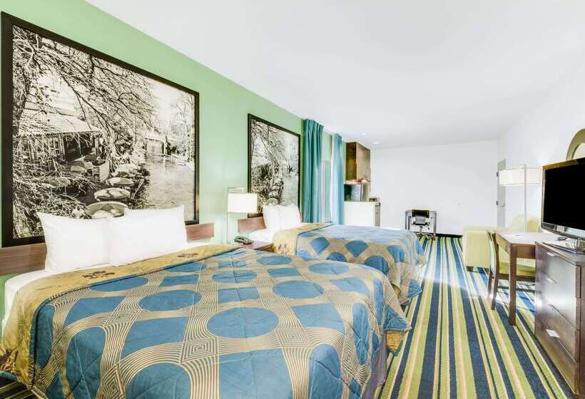 Отель Super 8 By Wyndham Cotulla Tx