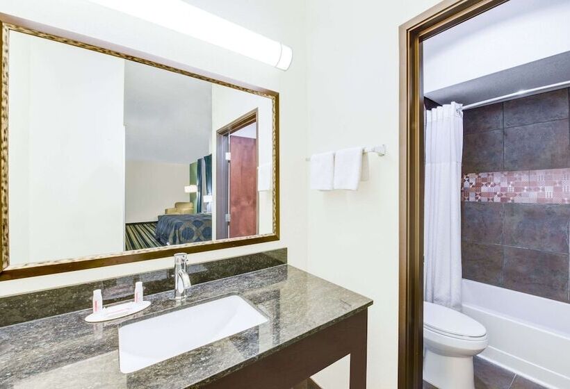 酒店 Super 8 By Wyndham Cotulla Tx