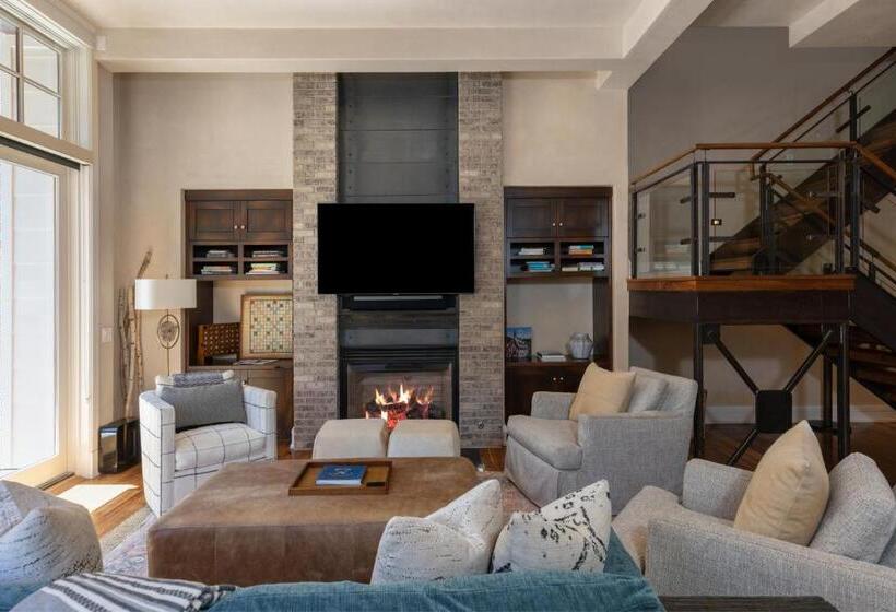 فندق The Auberge Residences At Element 52