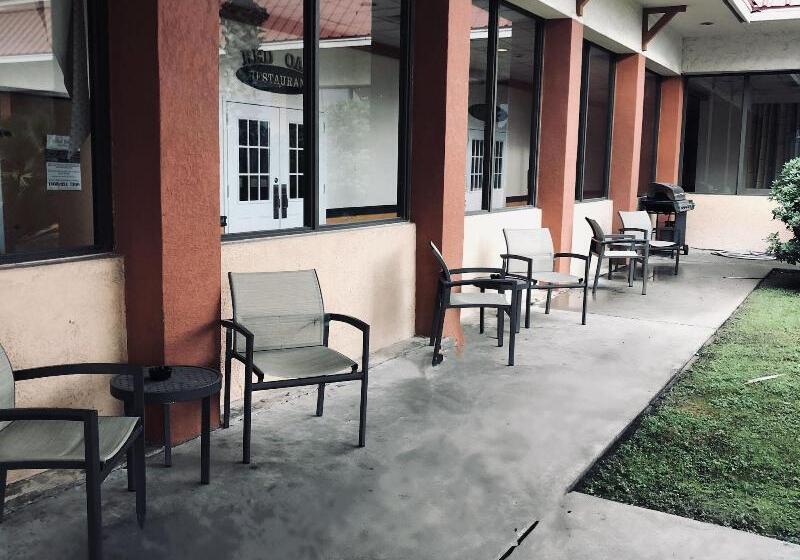 The Grand Hotel Spindletop