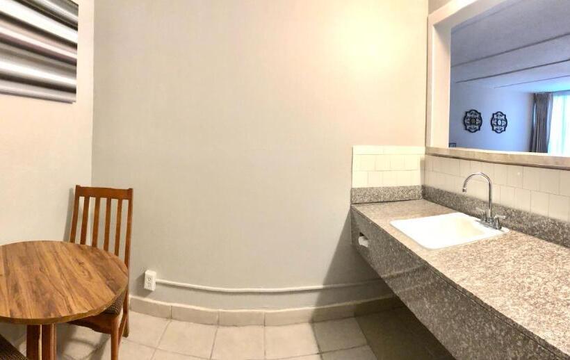 The Grand Hotel Spindletop