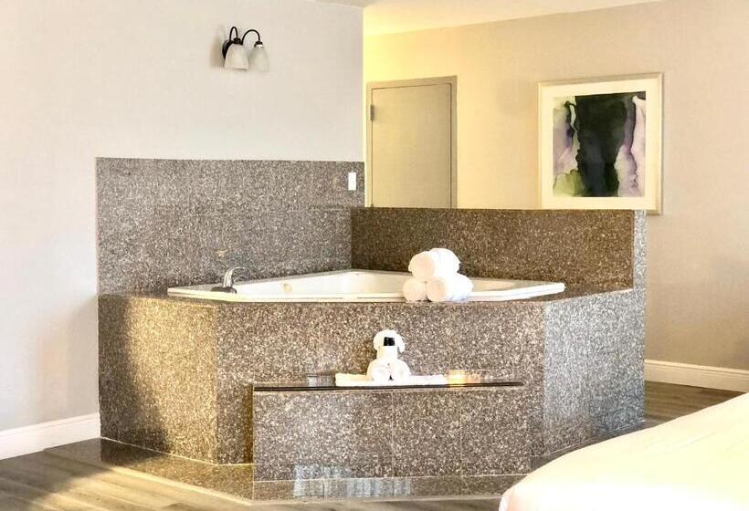 The Grand Hotel Spindletop