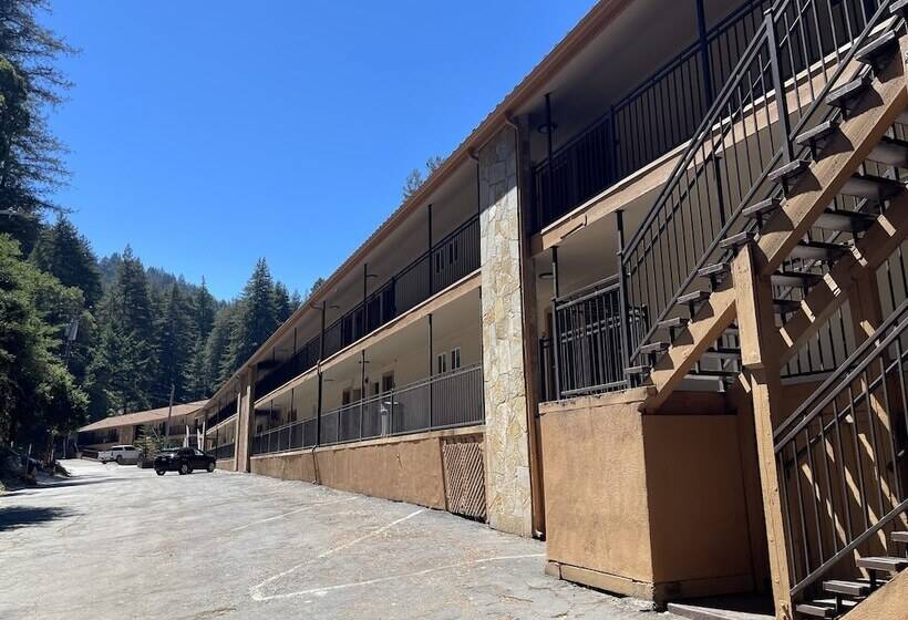 Отель The Historic Brookdale Lodge, Santa Cruz Mountains