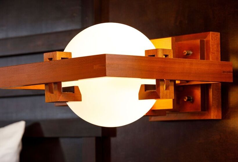 בית מלון כפרי The Historic Park Inn