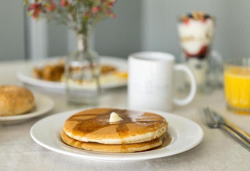 酒店 The Litchfield Inn