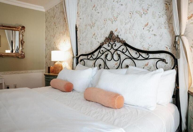 فندق The Litchfield Inn