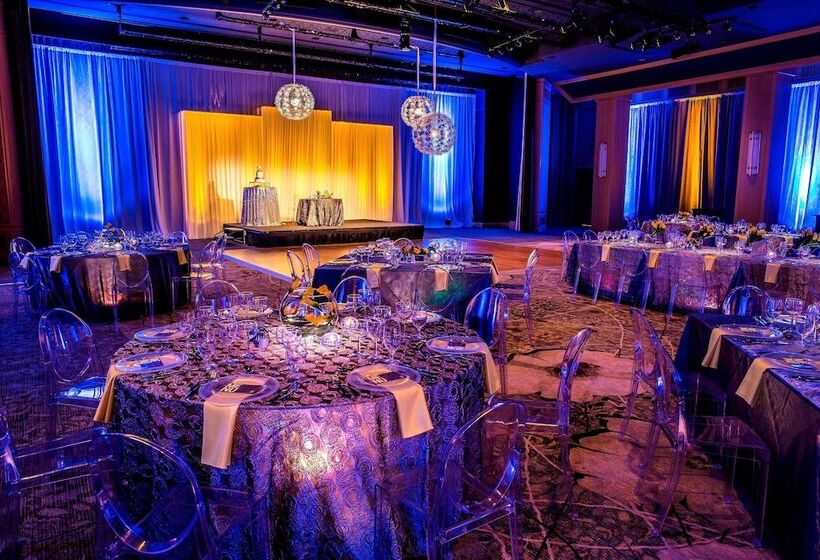 فندق The Canyon Suites At The Phoenician, A Luxury Collection Resort, Scottsdale