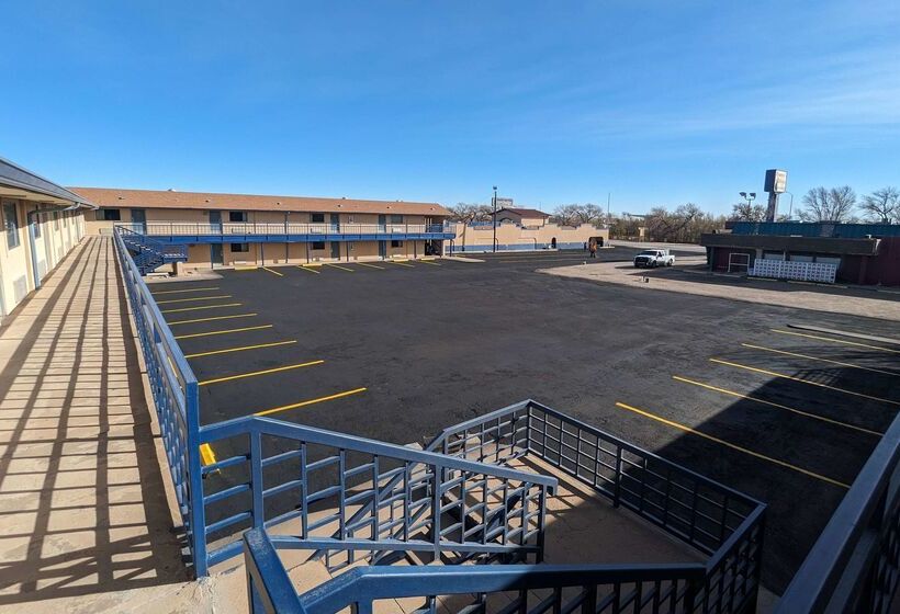 فندق Travelodge By Wyndham Clovis