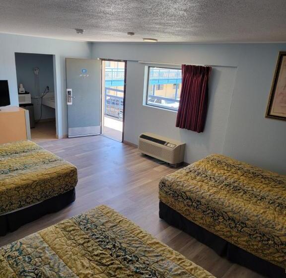 فندق Travelodge By Wyndham Clovis