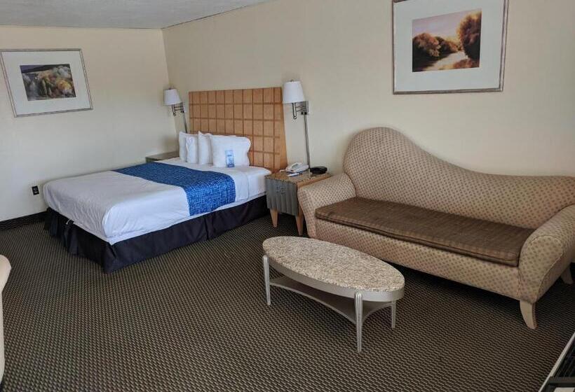 فندق Travelodge By Wyndham Clovis