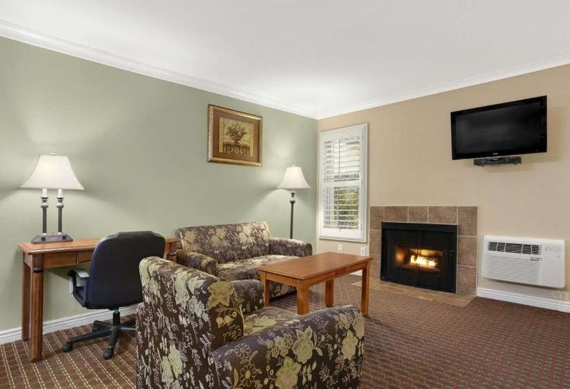 فندق Travelodge Inn & Suites By Wyndham Gardena Ca