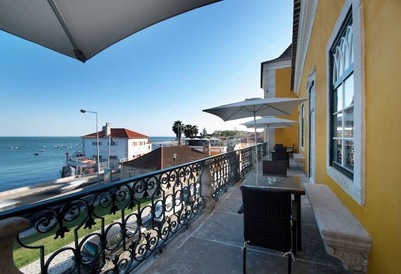 Отель Vila Gale Collection Palacio Dos Arcos