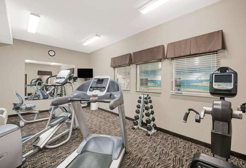 Microtel Inn & Suites