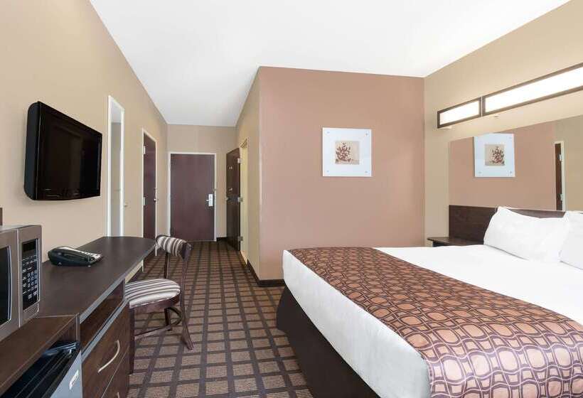 Microtel Inn & Suites