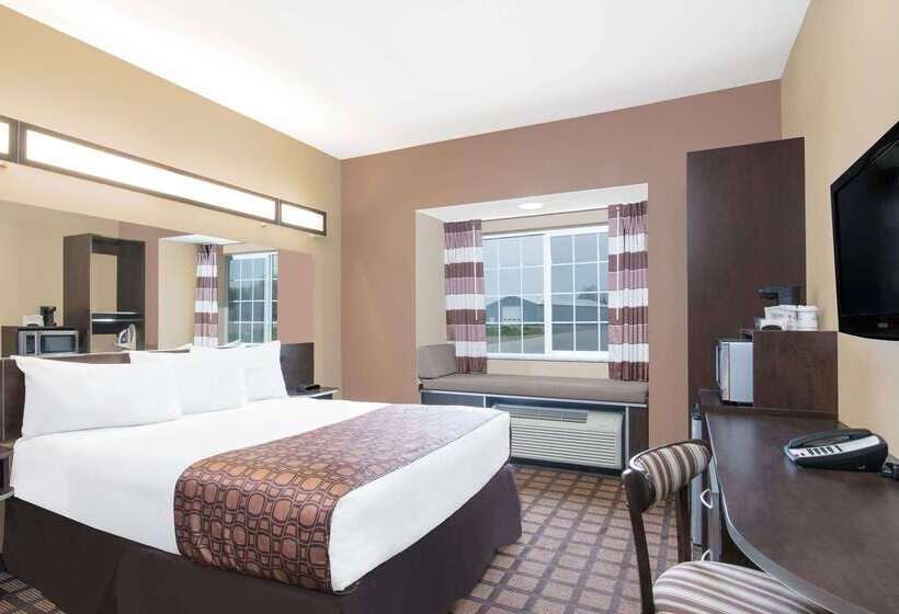 Microtel Inn & Suites