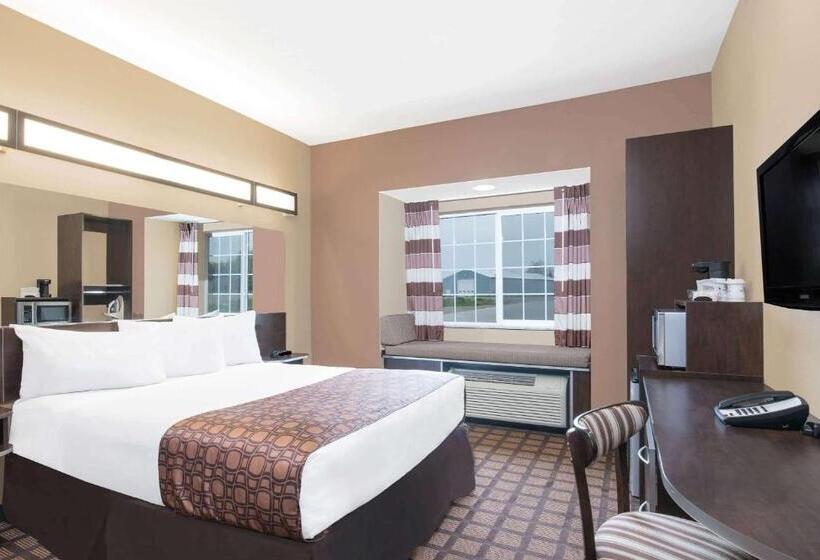 Microtel Inn & Suites