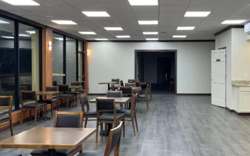 Отель Econo Lodge