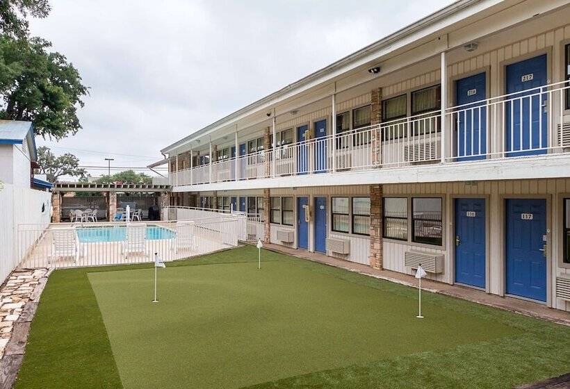 Motel 6boerne, Tx