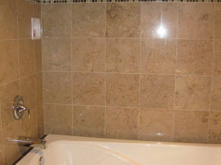 فندق على الطريق Acorn Motor Inn