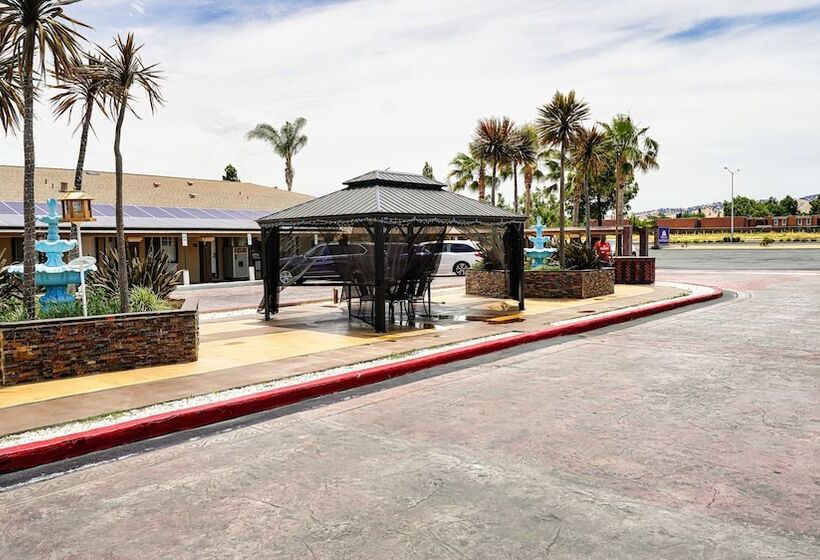 Мотель Americas Best Value Inn, Antioch