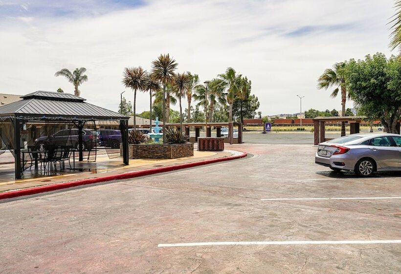 Мотель Americas Best Value Inn, Antioch