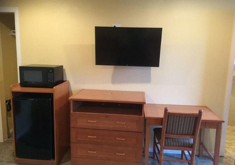 モーテル Bayshore Inn Ventura