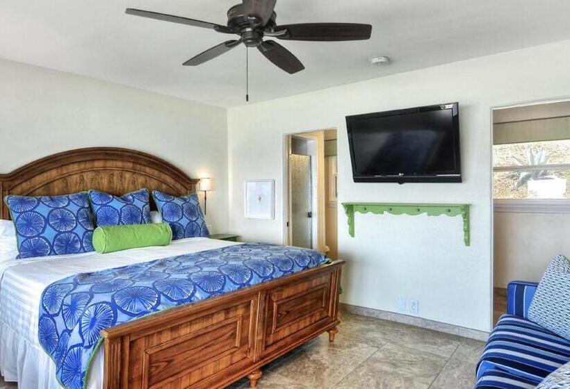 فندق على الطريق Beachcomber Inn