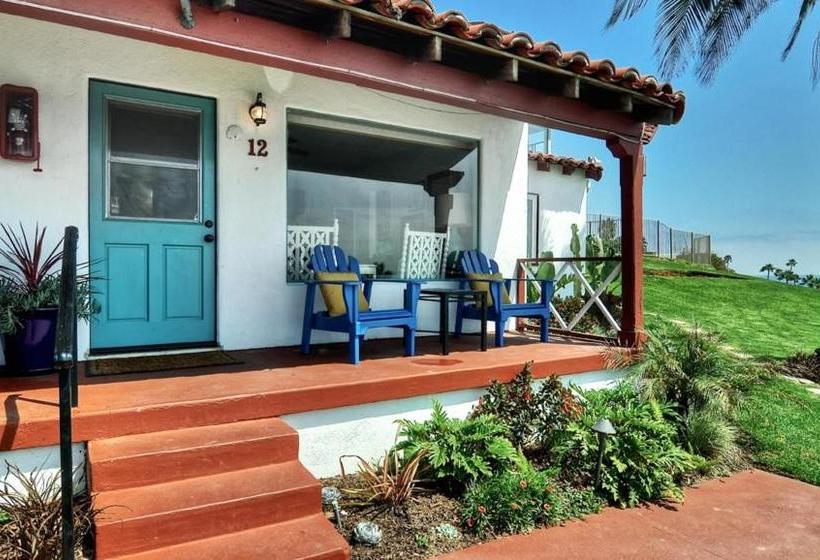 فندق على الطريق Beachcomber Inn