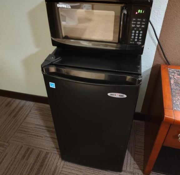 汽车旅馆  Economy Inn Richmond