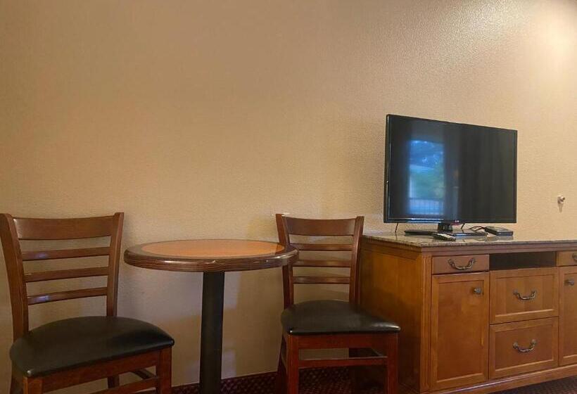 فندق على الطريق Dune Surfer Inn