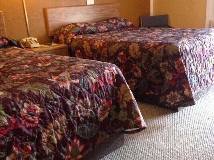 فندق على الطريق Sportsman Inn And Suites