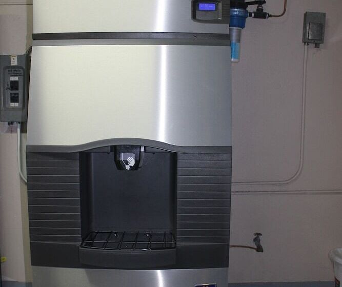 فندق على الطريق Travel Inn Omaha