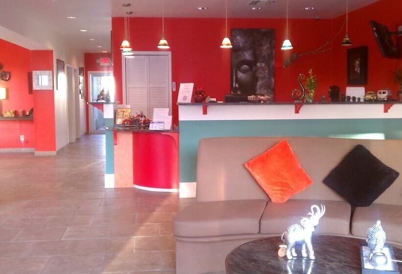 فندق على الطريق Whispering Palms Inn