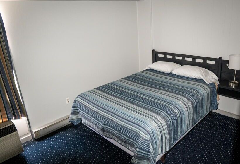 Мотель Windjammer Motor Inn