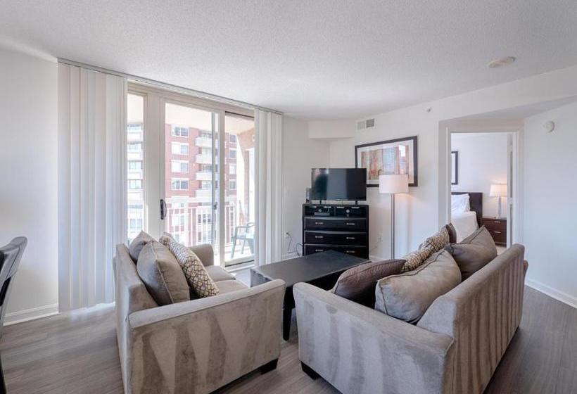 Oakwood At Ballston Place